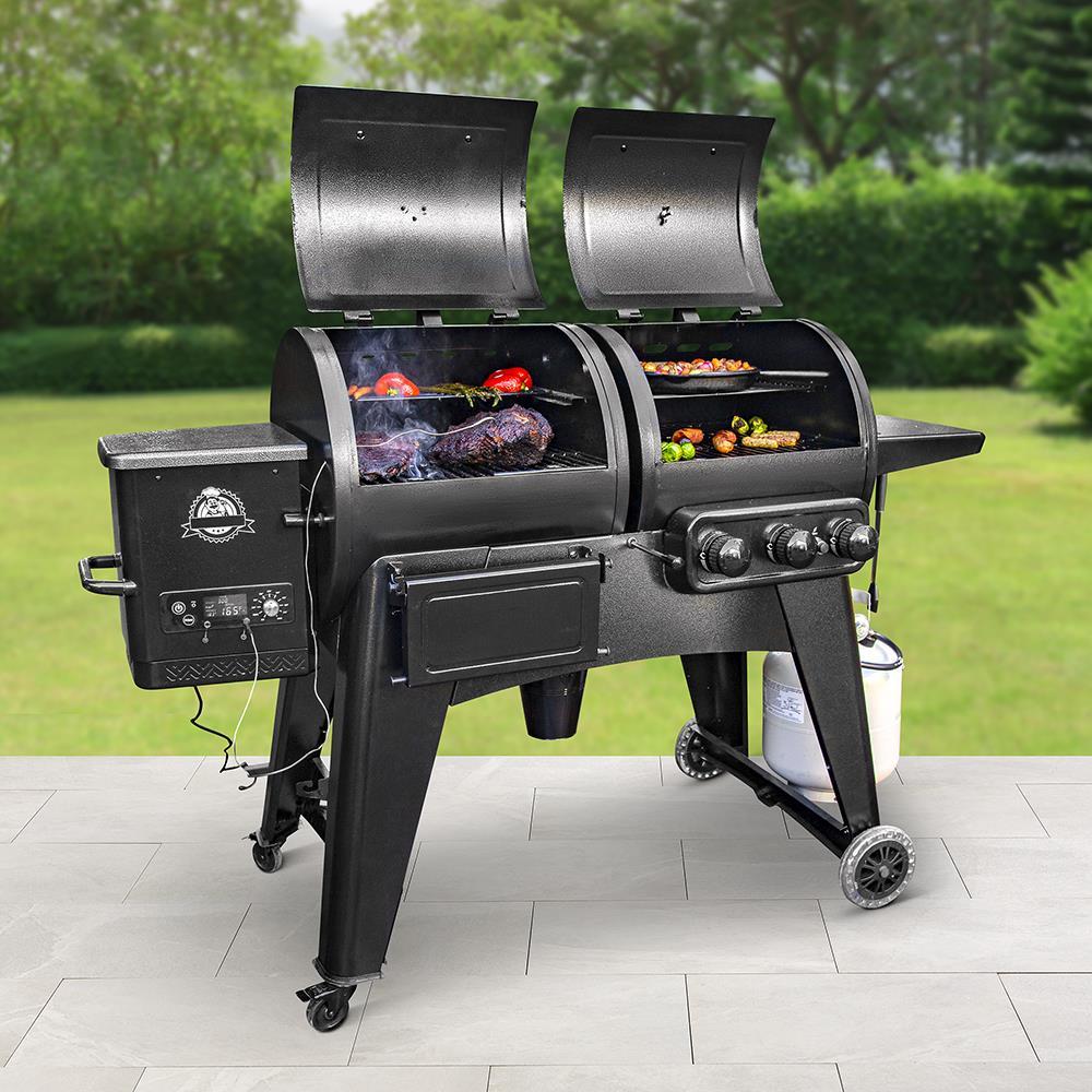 The Advanced Wood Pellet And Gas Grill  |   Holiday Entertaining HOLIDAY Holiday Entertaining