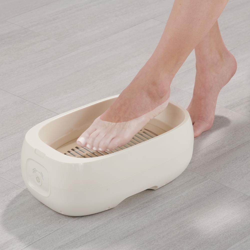 The Soothing Full Foot Paraffin Spa  |   Living Well ® Living Well ® Living Well ®