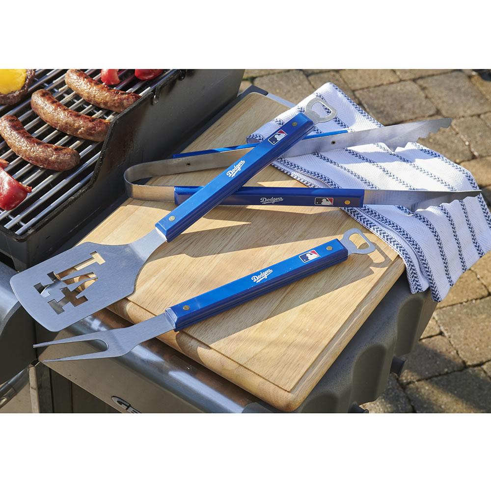 Your Team’s Grilling Tools  |   Sports Sports Sports