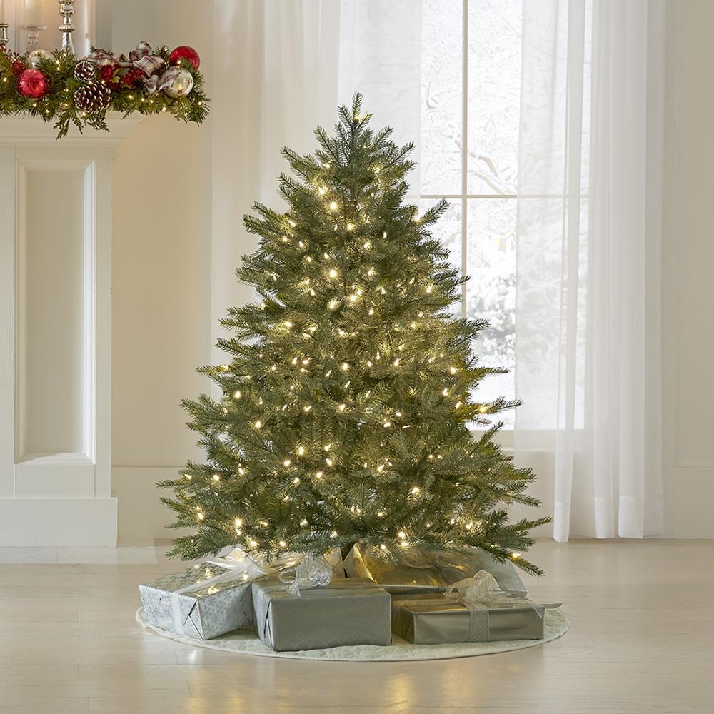 The World’s Best Prelit Concolor Fir  |   Christmas Trees HOLIDAY